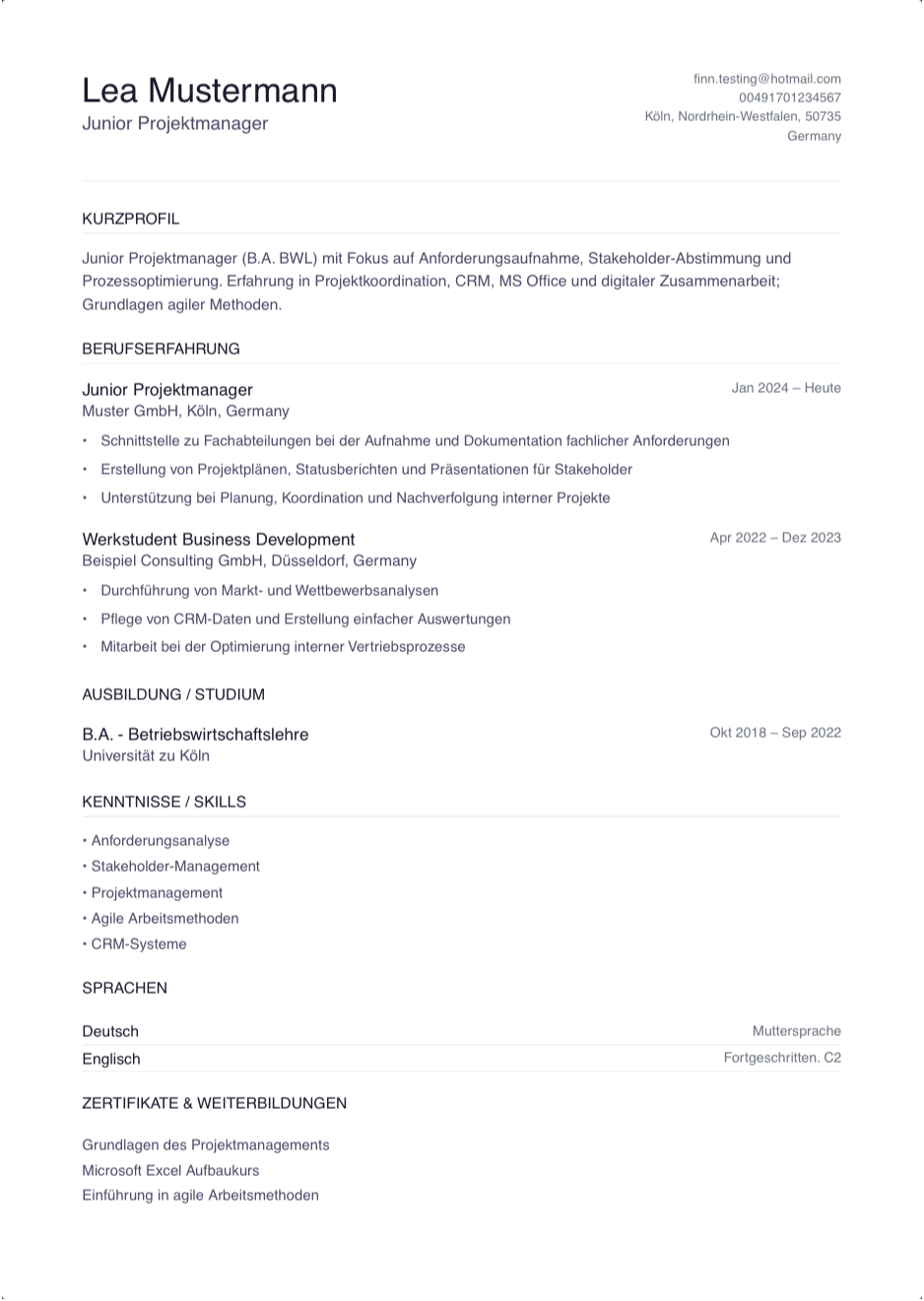Lebenslauf-Vorlage Reduziert, rein typografisch und ohne Farbflaechen
